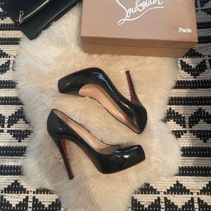 Christian Louboutin Black Paten Heels 39.5